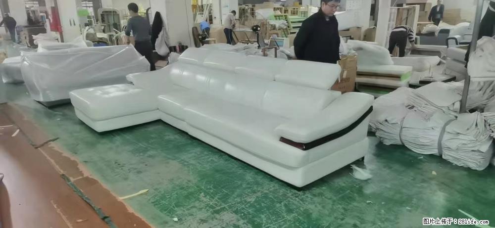 【大厂仿真皮沙发】实木框架，高回弹海绵45密度。全新包装，质量非常好，3.6米右贵妃 - 各类家具 - 居家生活 - 珠海分类信息 - 珠海28生活网 zh.28life.com